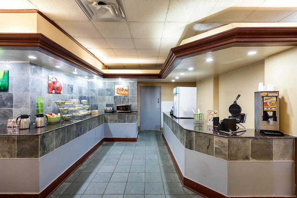 Rodeway Inn Duncanville Exterior photo